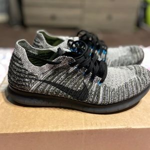 Nike Free RN Flyknit size 9.5
